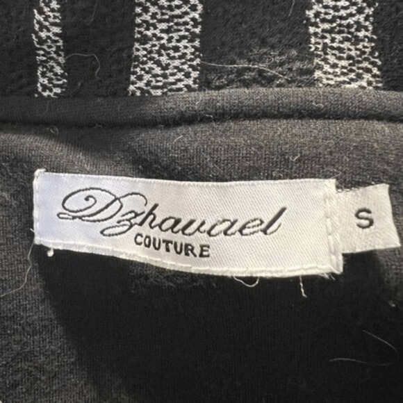 DZHAVEL COUTURE Black Slanted Pleated Placket L/S Ornate Button Jacket  Small - Picture 8 of 8